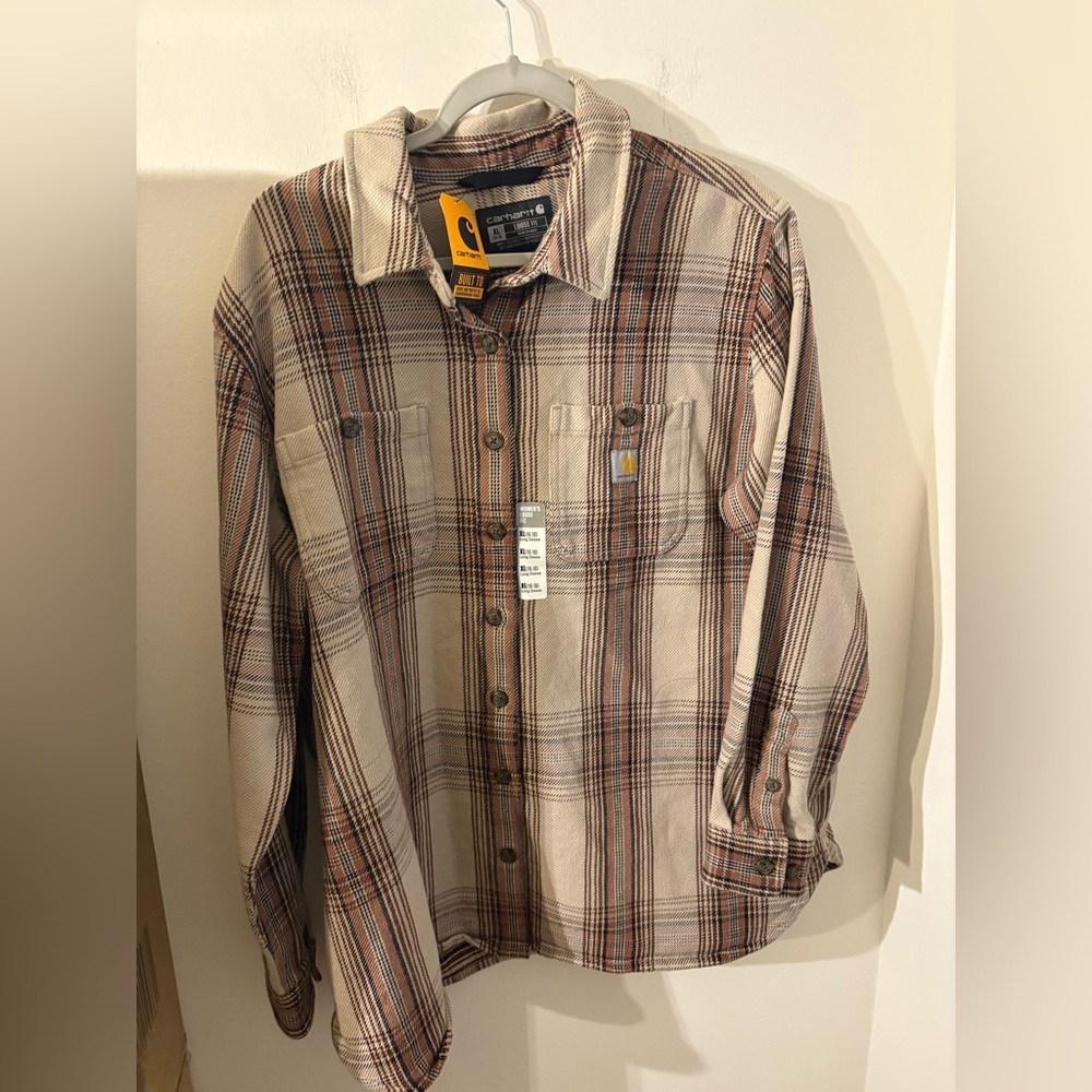 Carhartt women’s loose fit plaid flannel button down size XL NWT